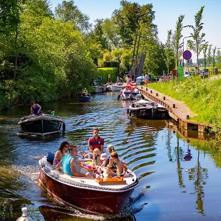 Chalet Included Boat Loosdrecht