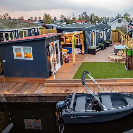 Chalet Included Boat Loosdrecht